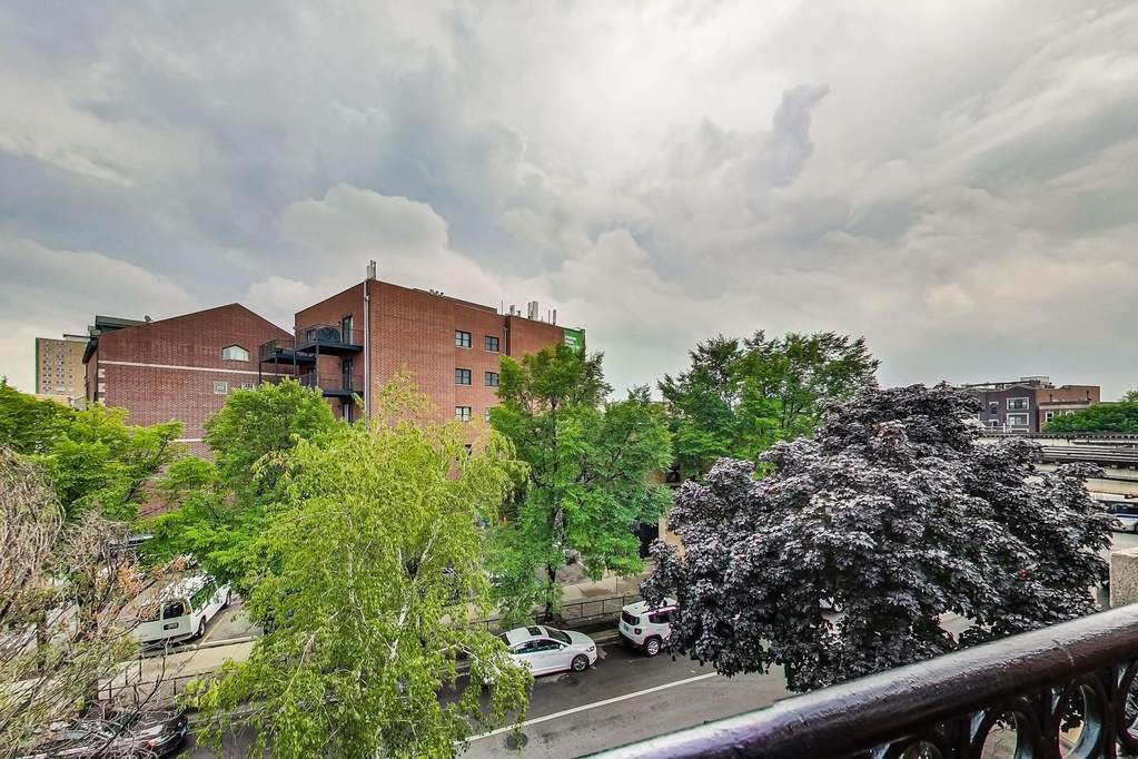 928 W Roscoe Street #3 Chicago, Illinois 60657 - Image 10