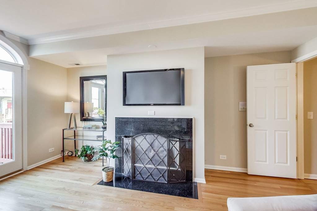 928 W Roscoe Street #3 Chicago, Illinois 60657 - Image 19