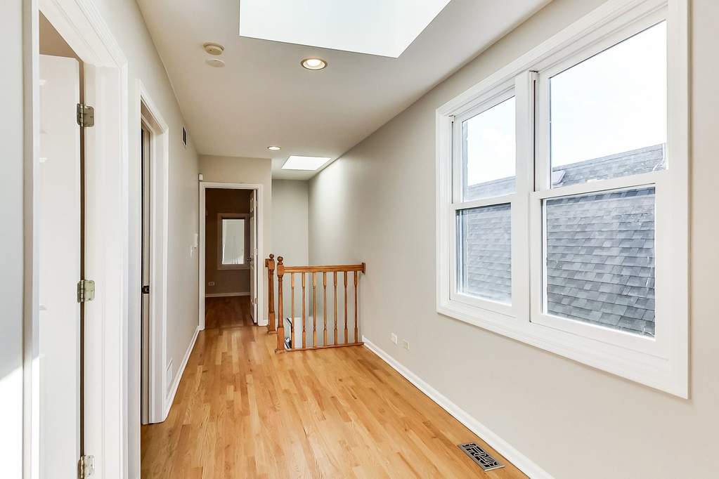 928 W Roscoe Street #3 Chicago, Illinois 60657 - Image 26