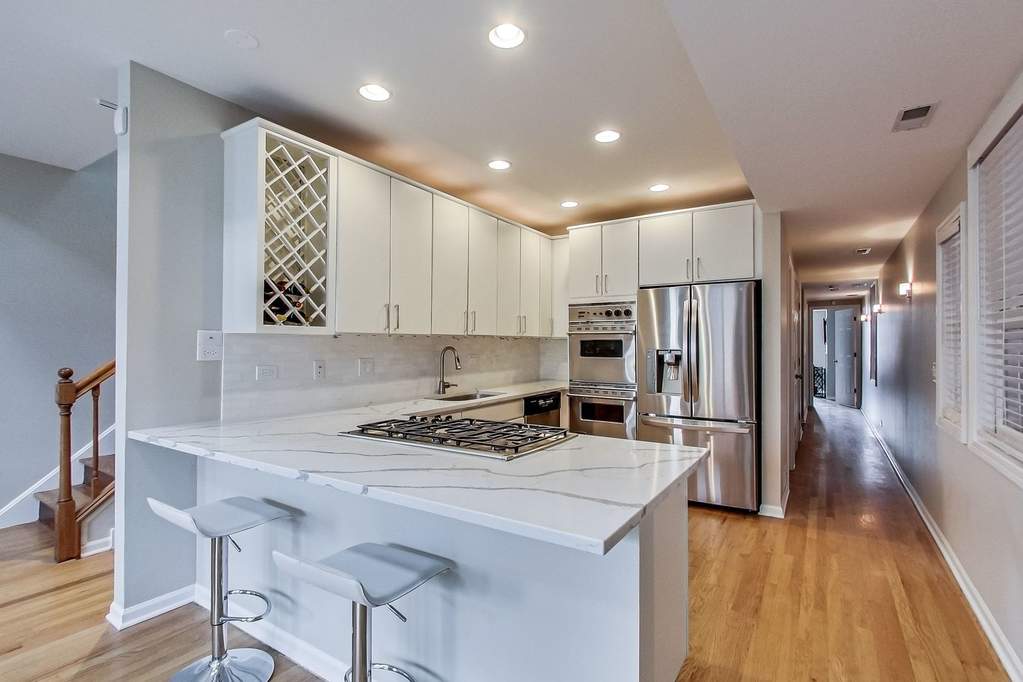 928 W Roscoe Street #3 Chicago, Illinois 60657 - Image 5
