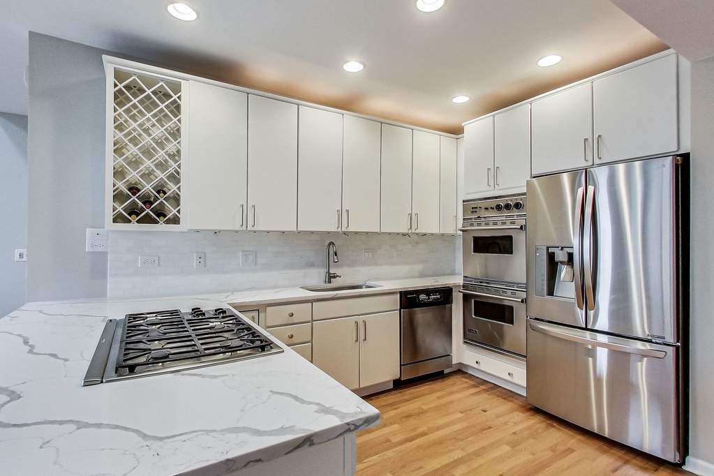 928 W Roscoe Street #3 Chicago, Illinois 60657 - Image 6