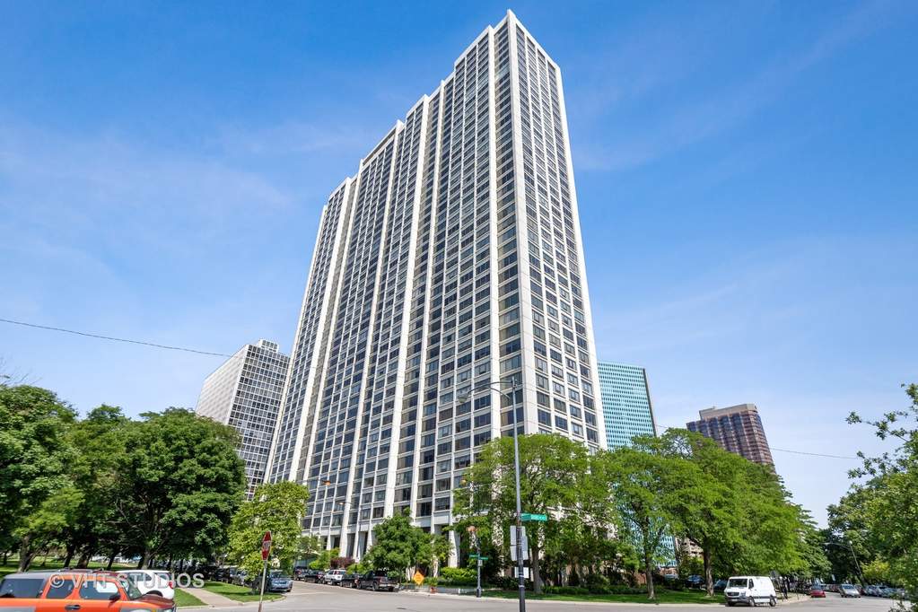 2800 N Lake Shore Drive #3809 Chicago, IL 60657 | MLS# 10520789 ...