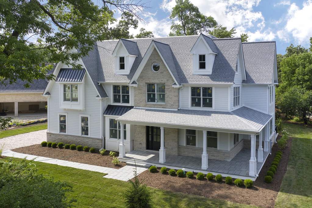 1900 Glen Oak Drive Glenview, Illinois 60025 - Image 1