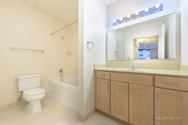 222 N Columbus Drive #3209 Chicago, Illinois 60601 - Image 25