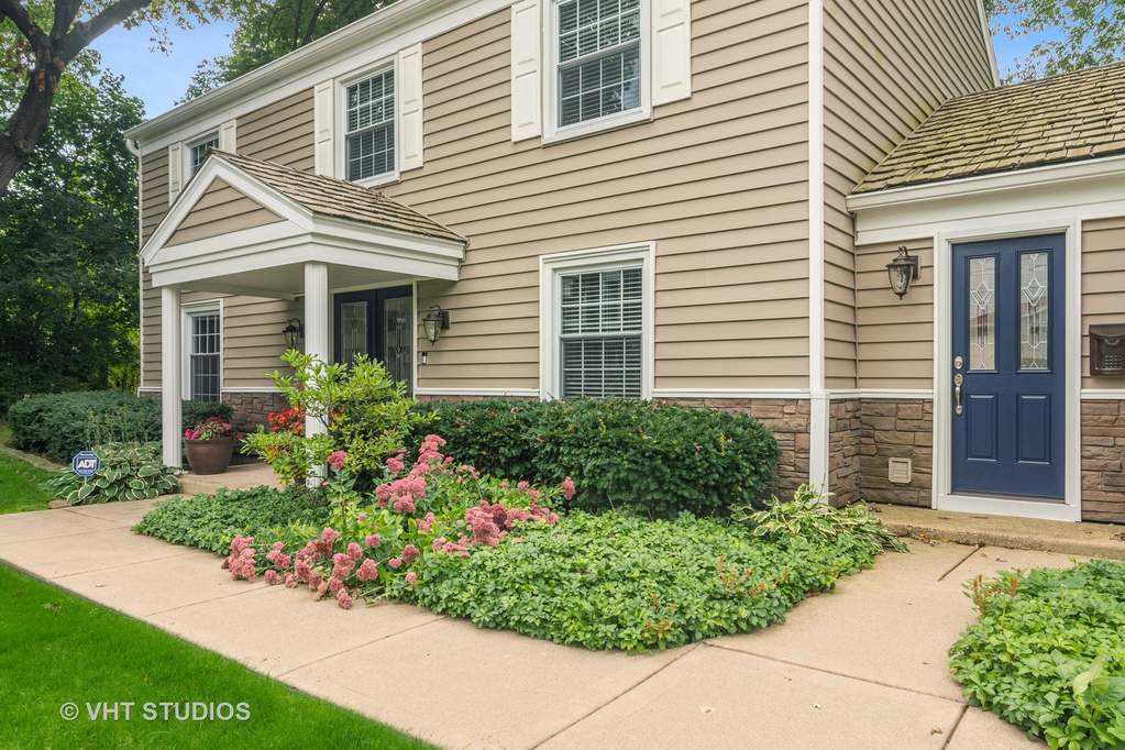 4 Pine Valley Road Rolling Meadows, IL 60008 | MLS ...