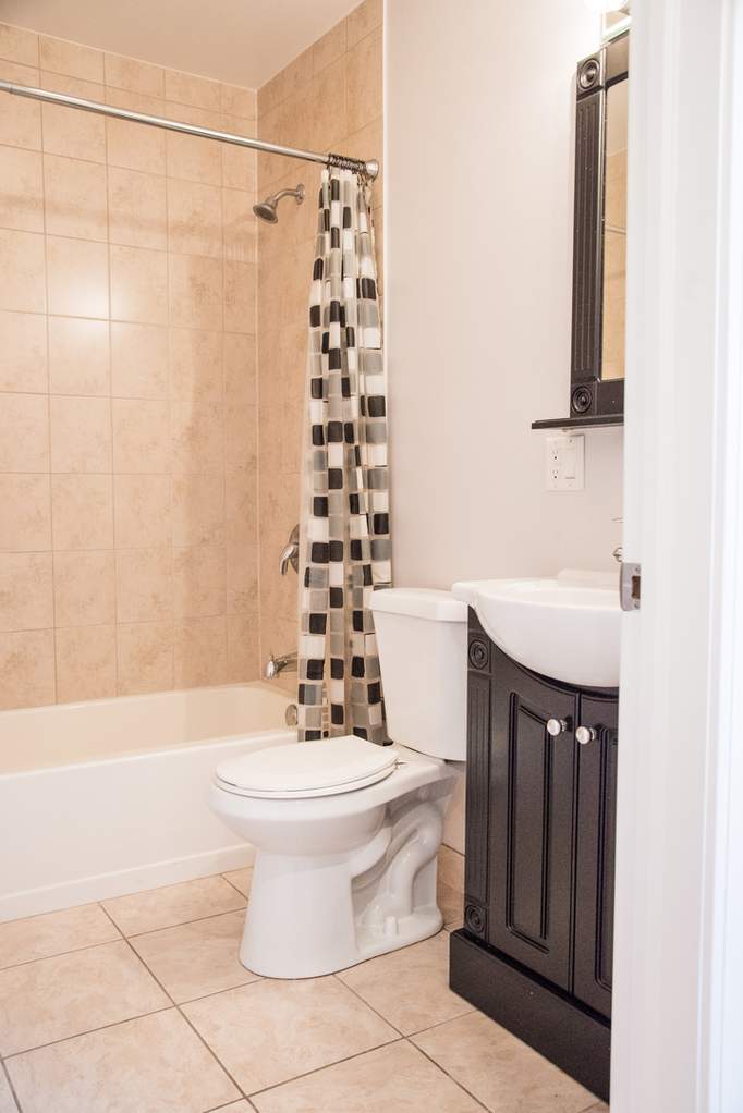 3253 W Lawrence Avenue #2D Chicago, Illinois 60625 - Image 13
