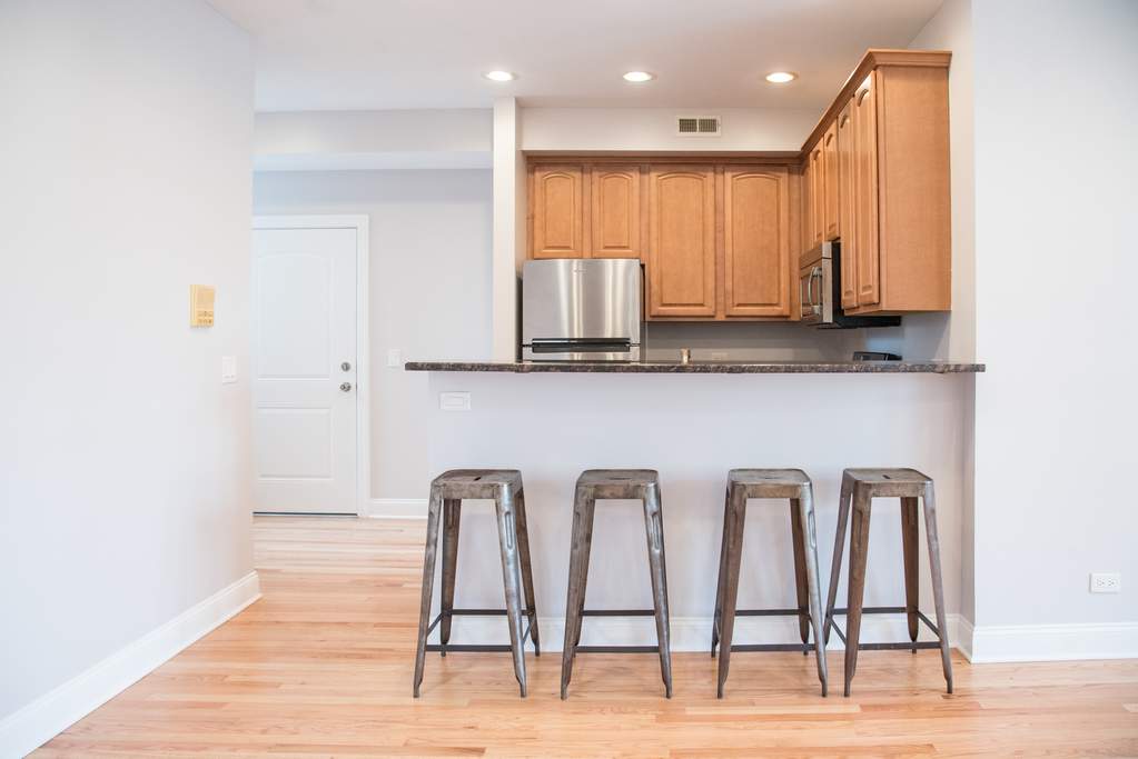 3253 W Lawrence Avenue #2D Chicago, Illinois 60625 - Image 7