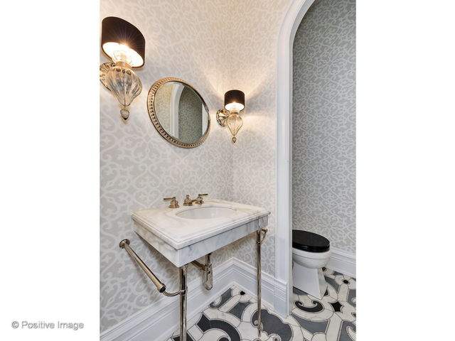 1407 N Hoyne Avenue Chicago, Illinois 60622 - Image 34