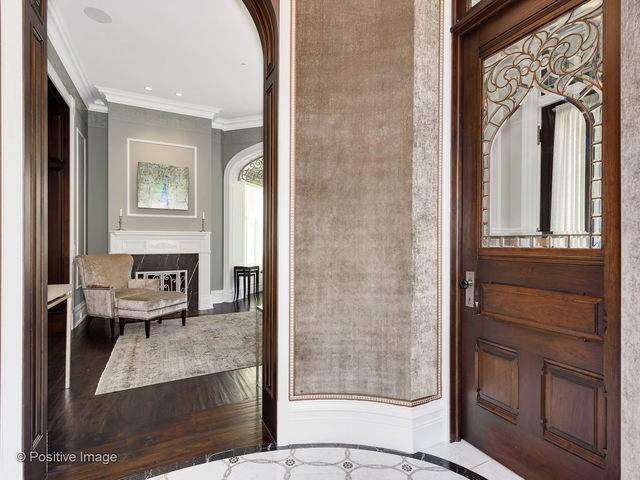 1407 N Hoyne Avenue Chicago, Illinois 60622 - Image 4