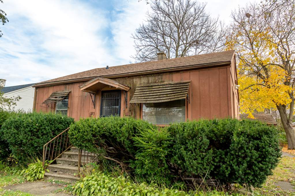 1110 Helen Avenue Joliet, Illinois 60433 - Image 1