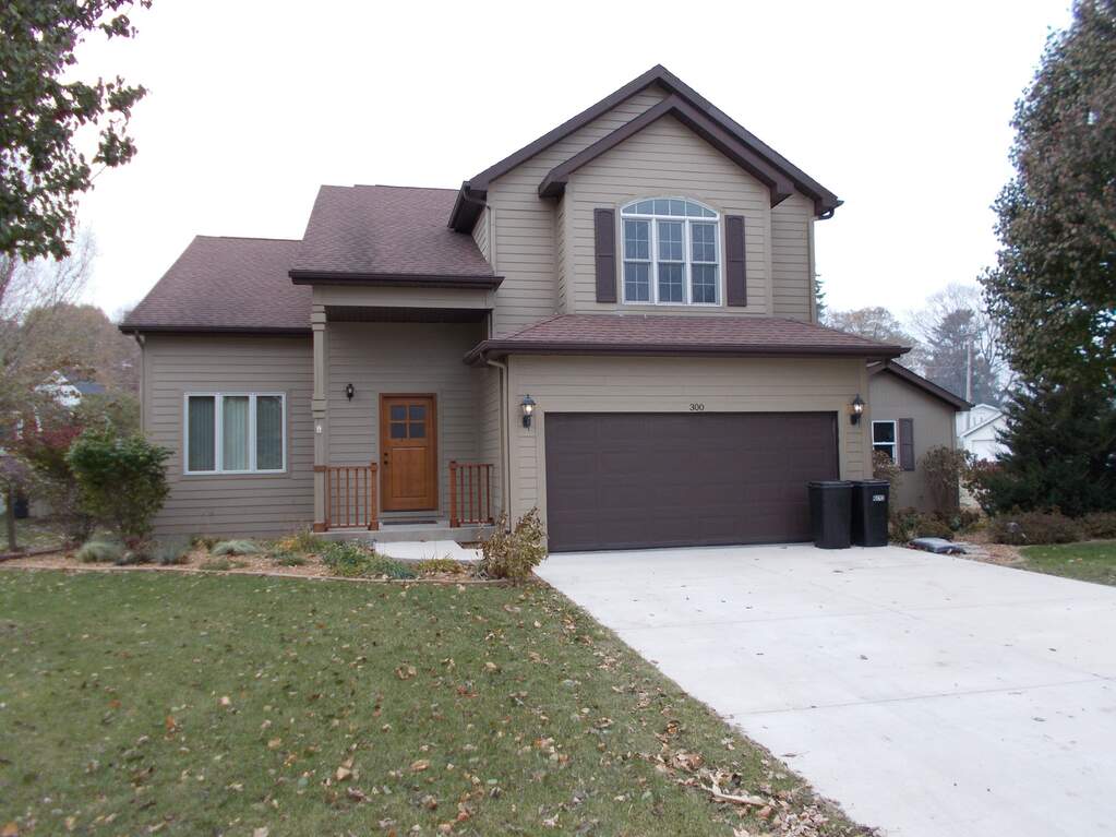 300 S Lincoln Avenue Ladd, IL 61329 MLS 10572514 properties