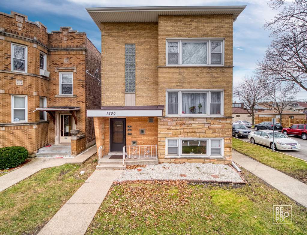 1800 Oak Park Avenue Berwyn, IL 60402 MLS 10596221 properties