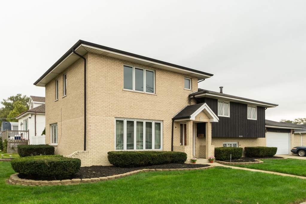 9369 Ridgeland Avenue Oak Lawn, Illinois 60453 - Image 1