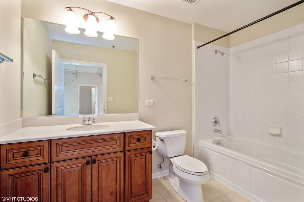 1199 E Port Clinton Road #511 Vernon Hills, Illinois 60061 - Image 15
