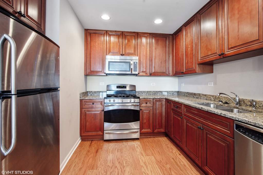 1199 E Port Clinton Road #511 Vernon Hills, Illinois 60061 - Image 7