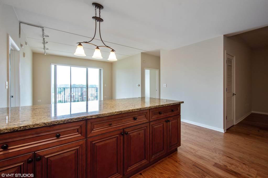 1199 E Port Clinton Road #511 Vernon Hills, Illinois 60061 - Image 9