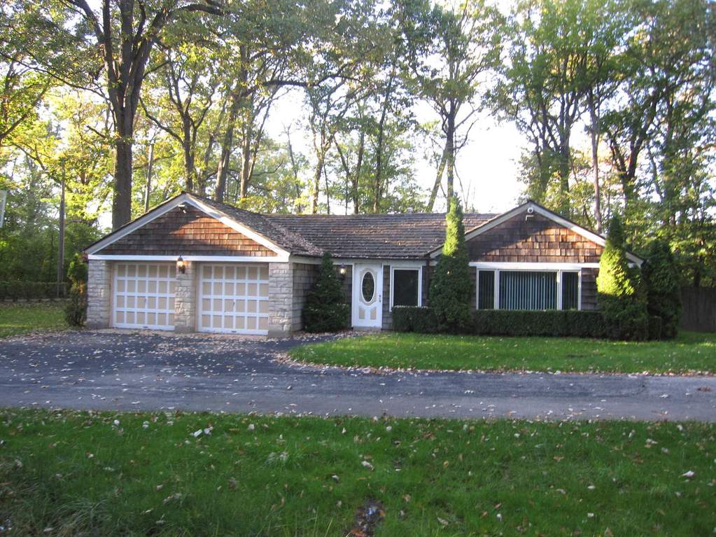 1955 Shore Acres Drive Lake Bluff, IL 60044 MLS 10654795 properties