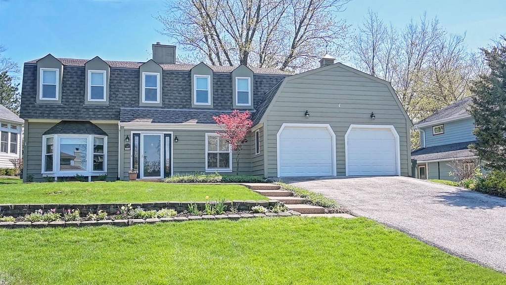 5557 S Quincy Street Hinsdale, Illinois 60521 - Image 1
