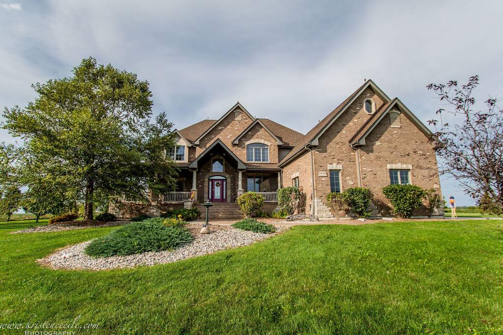 9448 W Eagle Lake Road Peotone, Illinois 60468 - Image 1