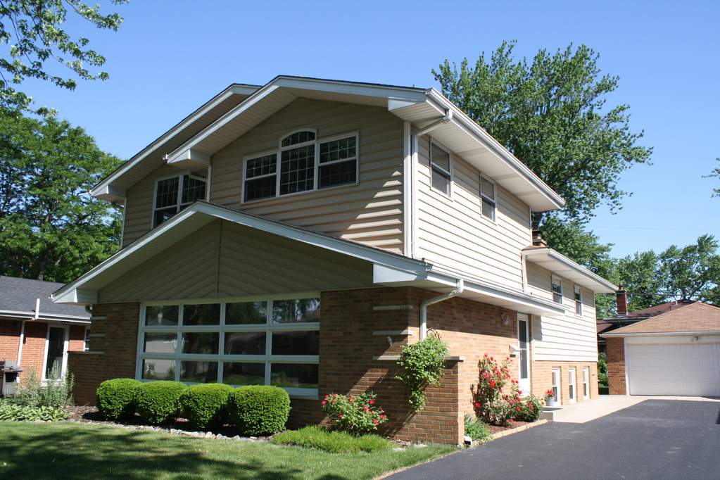 205 Finsbury Lane La Grange Park, Illinois 60526 - Image 1