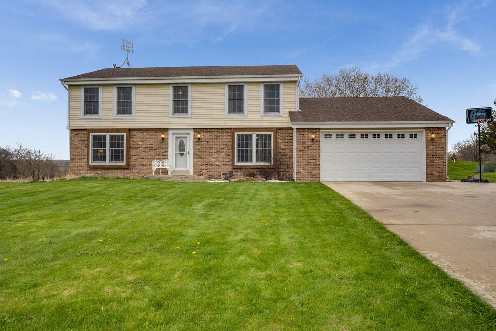 2725 247th Avenue Salem, WI 53168 MLS 10700781 properties