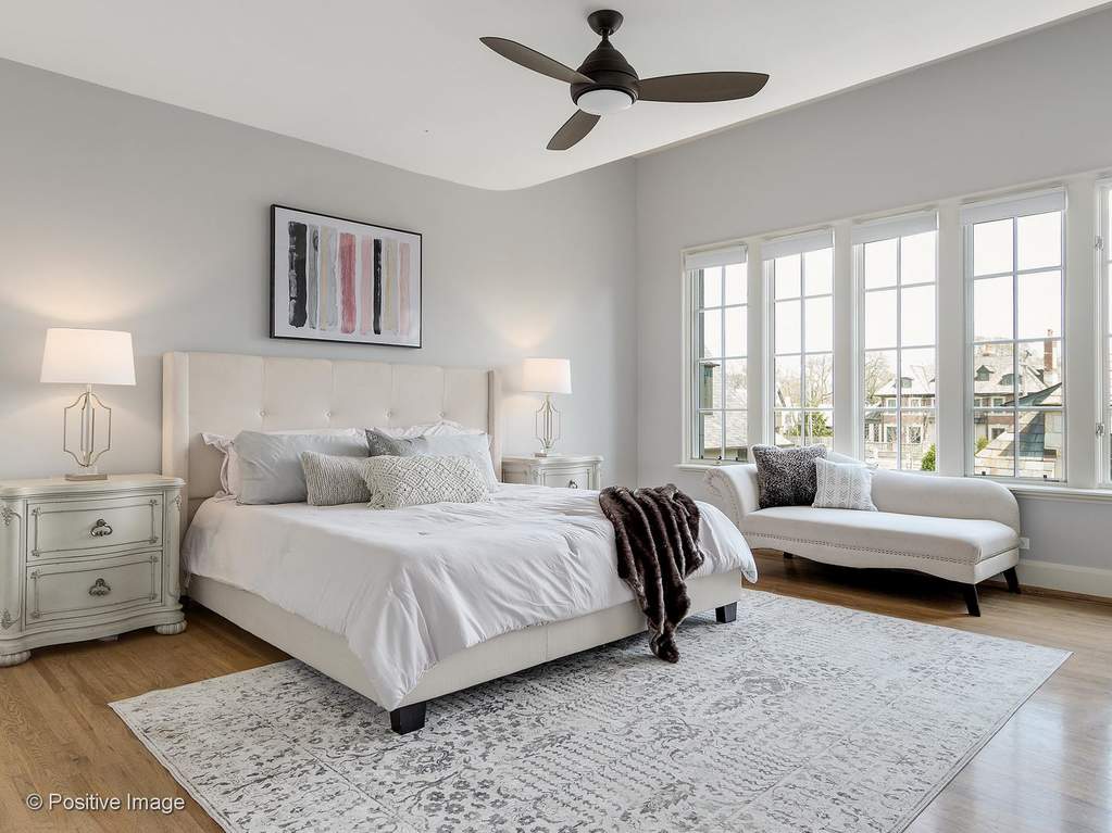 132 S Park Avenue Hinsdale, Illinois 60521 - Bedroom 2 (or Second Floor Master)