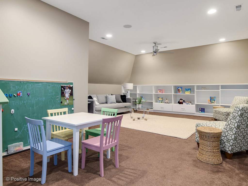 132 S Park Avenue Hinsdale, Illinois 60521 - Play Room (Accessed Through Bedroom 4)
