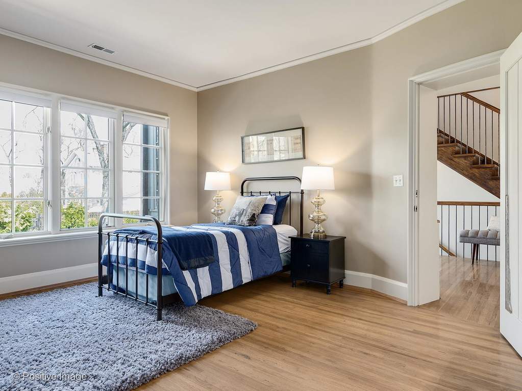 132 S Park Avenue Hinsdale, Illinois 60521 - Bedroom 5