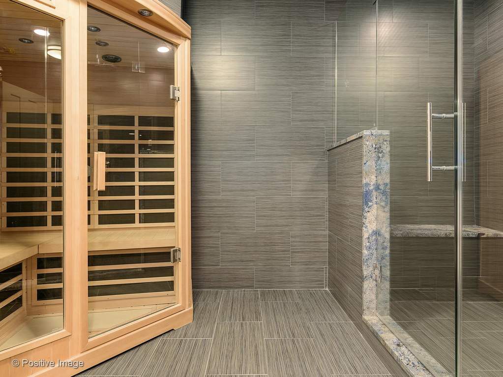 132 S Park Avenue Hinsdale, Illinois 60521 - Sauna/Shower Room