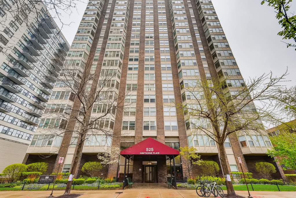525 W Hawthorne Place 2206 Chicago, IL 60657 MLS 10716233 properties