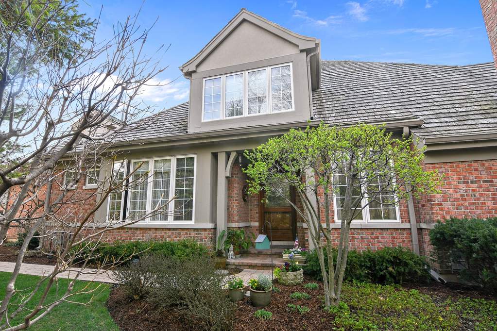 2410 Fox Meadow Lane Northfield, Illinois 60093 - Image 1