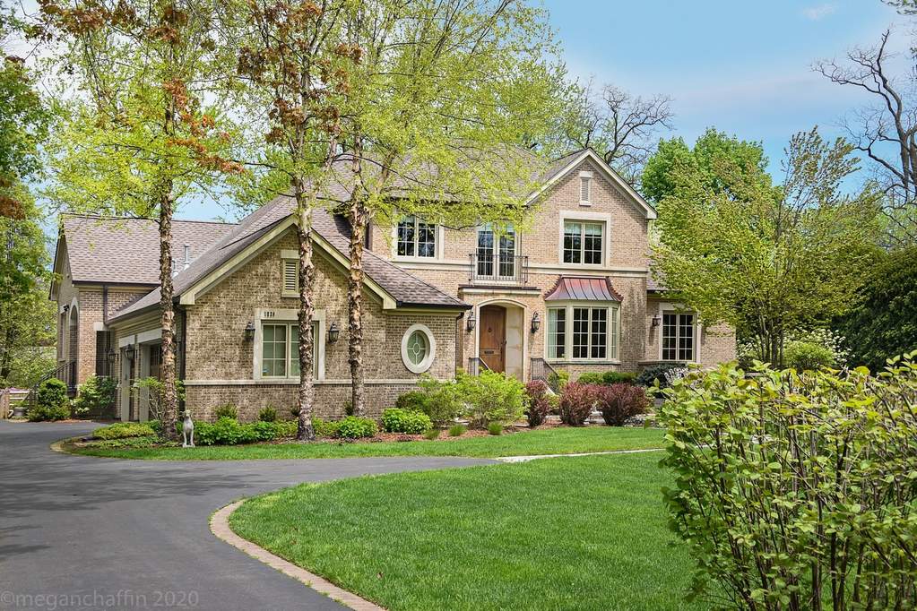 1220 Overlook Drive Glenview, IL 60025 MLS 10724946 properties