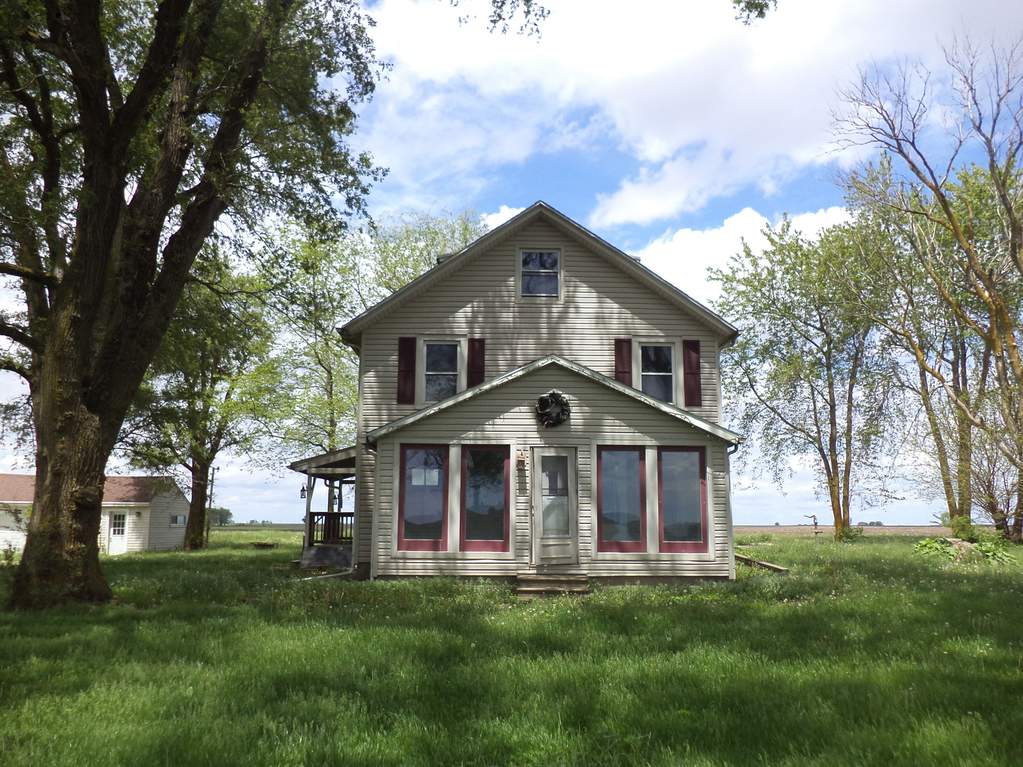 11182 E 350 North Road Heyworth, IL 61745 MLS 10726945 properties