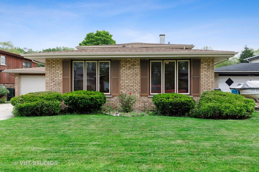 15735 E End Avenue Dolton, Illinois 60419 - Image 1