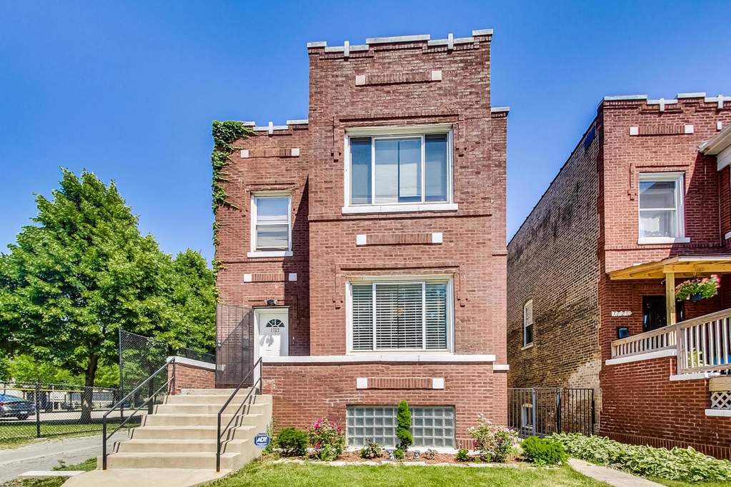 1727 N Mango Avenue Chicago, IL 60639 MLS 10752287 properties