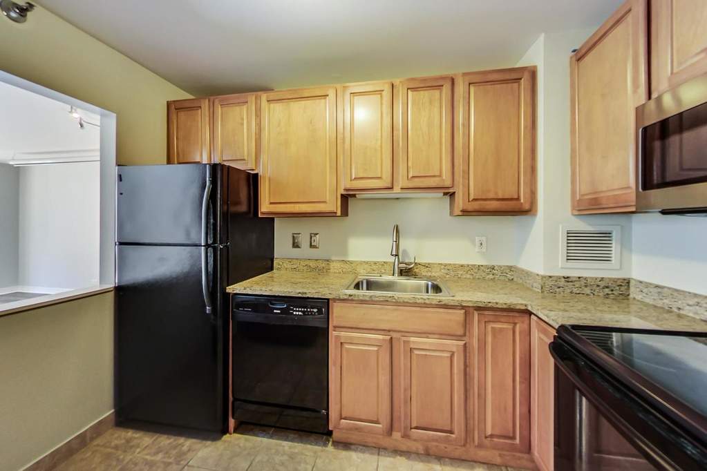 401 E Ontario Street #1108 Chicago, Illinois 60611 - Image 8