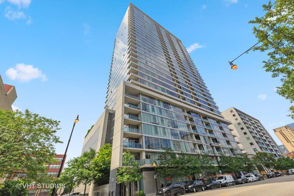 1720 S Michigan Avenue #501 Chicago, Illinois 60616 - Image 1