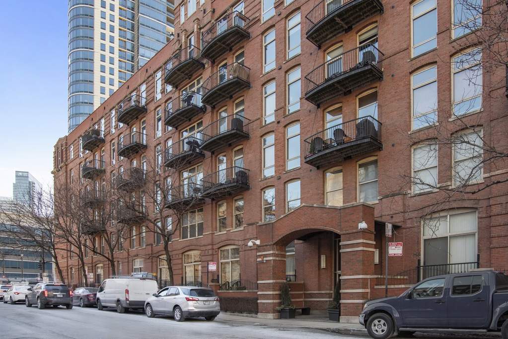 550 N Kingsbury Street #618 Chicago, Illinois 60654 - Image 1
