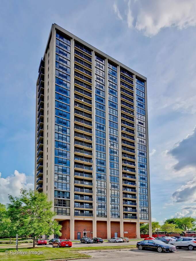 3001 S Michigan Avenue 1307 Chicago, IL 60616 MLS 10797937