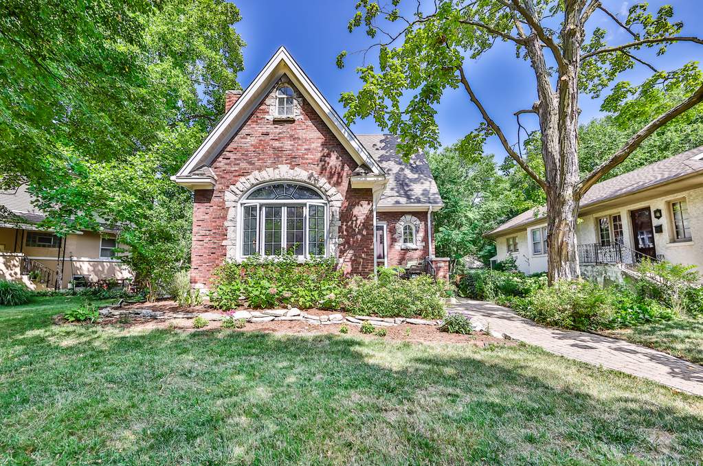 252 Olmsted Road Riverside, IL 60546 MLS 10811113 properties