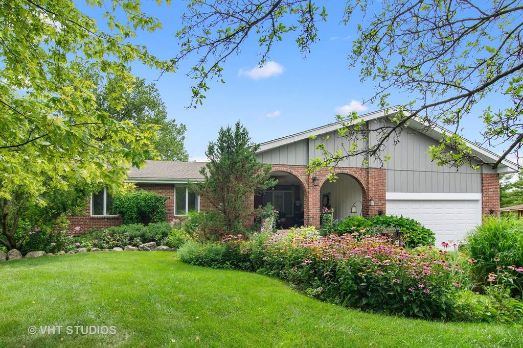 21W531 Eagle Terrace Medinah, IL 60157 MLS 10821516 properties