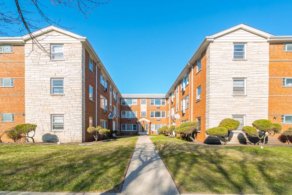 34 S Kensington Avenue #3 La Grange, Illinois 60525 - Image 1