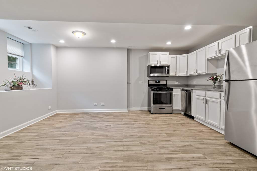 1620 W Warren Boulevard #GARDEN Chicago, Illinois 60612 - Image 2