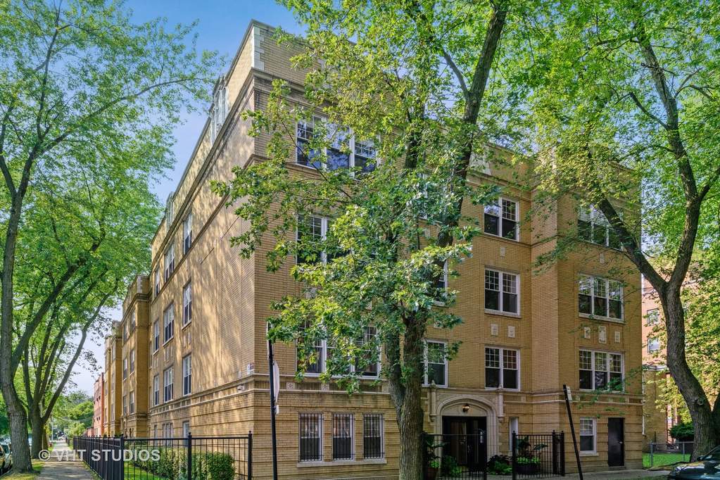 7302 N Wolcott Avenue #202 Chicago, Illinois 60626 - Image 1