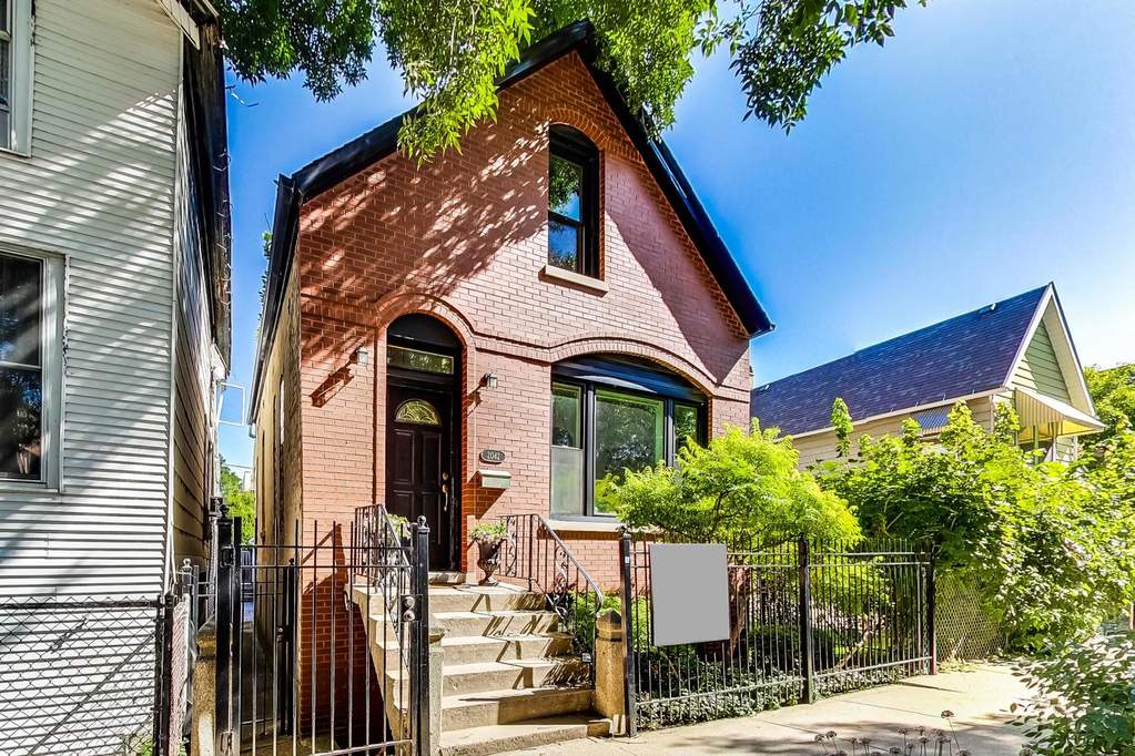 2042 W Moffat Street Chicago, Illinois 60647 - Image 1