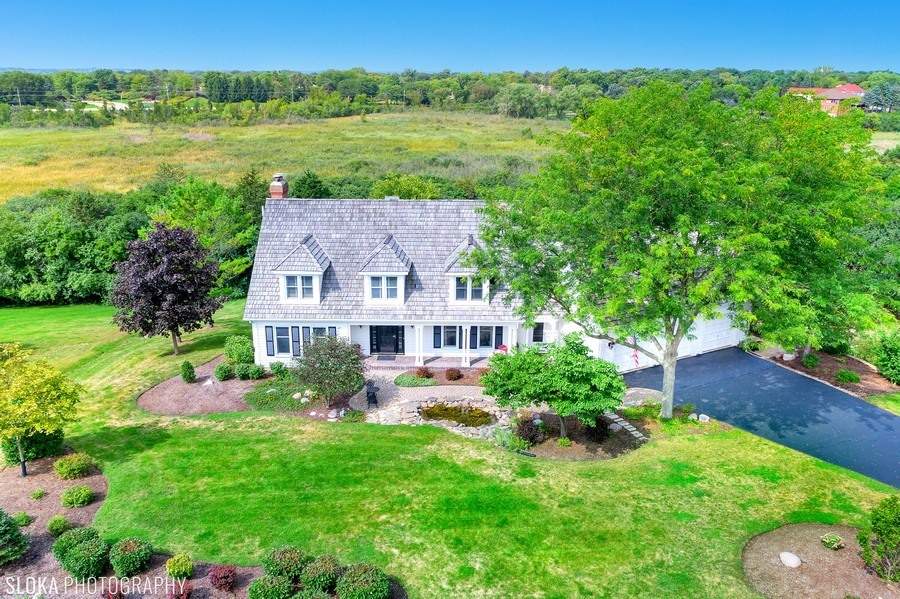 24370 N Grandview Drive Lake Barrington, Illinois 60010 - Image 1