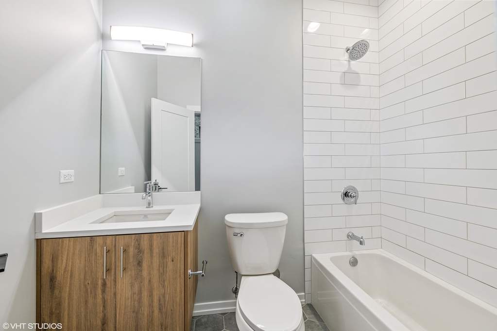 2801 W Warren Boulevard #1 Chicago, Illinois 60612 - Image 6