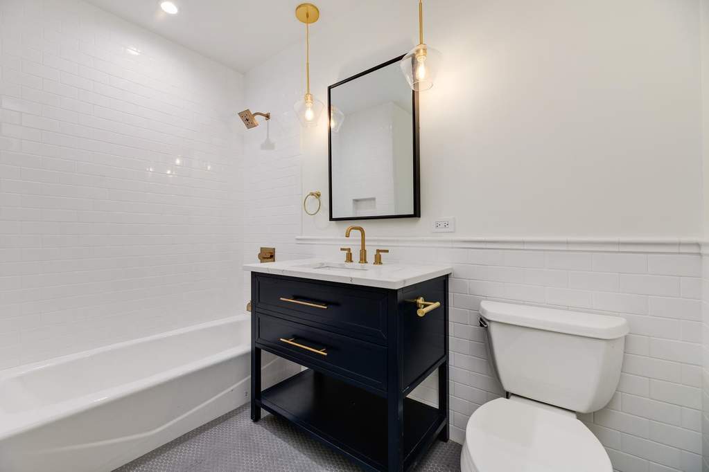 1371 N Milwaukee Avenue #2 Chicago, Illinois 60622 - Image 15