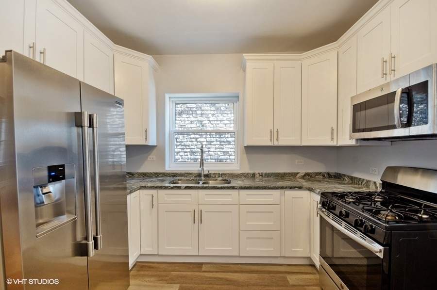4831 W Roscoe Street #2 Chicago, Illinois 60641 - Image 2