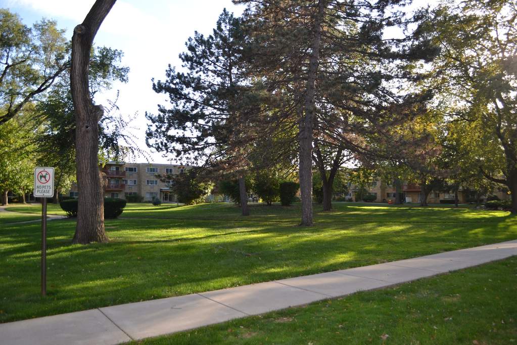 744 Dempster Street #B109 Mount Prospect, Illinois 60056 - Image 4
